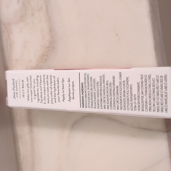 Lip Balm Tinted - Picture 2 of 6